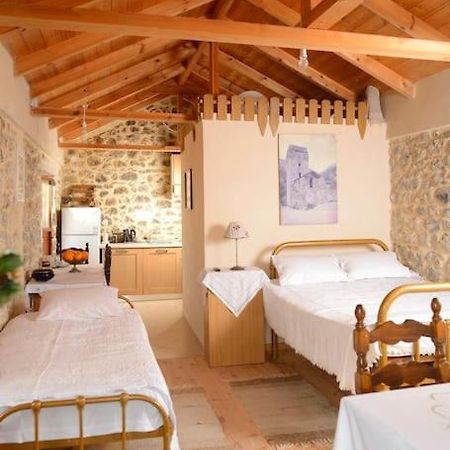 A Small Paradise In Mani With Local Hospitality Orovas Buitenkant foto