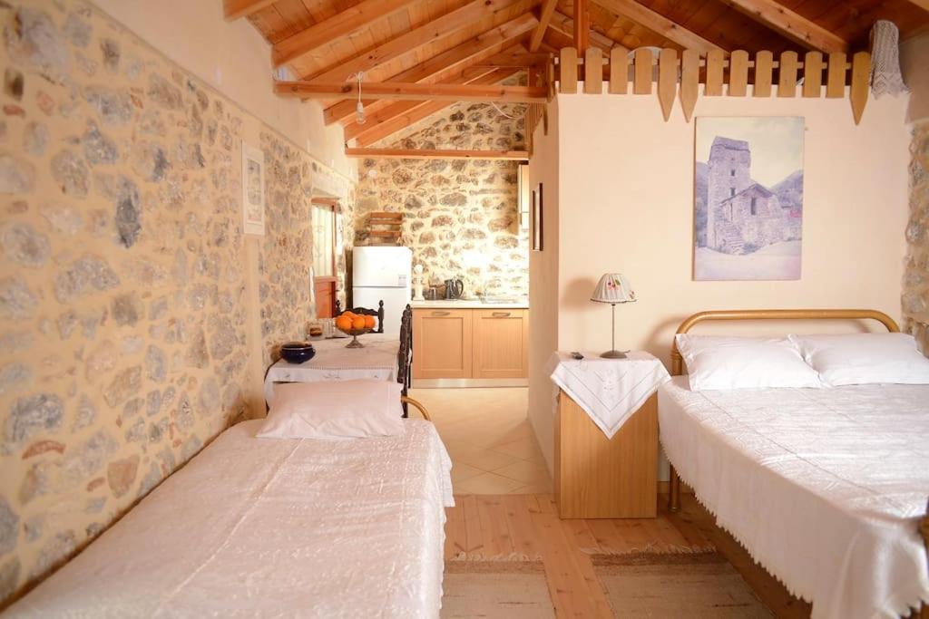 A Small Paradise In Mani With Local Hospitality Orovas Buitenkant foto