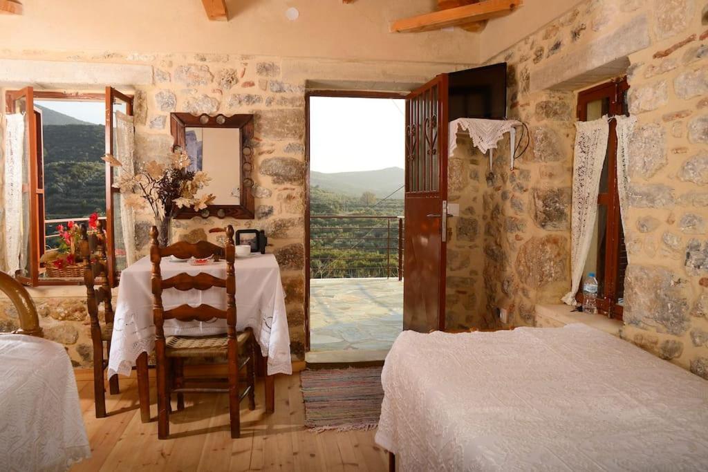 A Small Paradise In Mani With Local Hospitality Orovas Buitenkant foto
